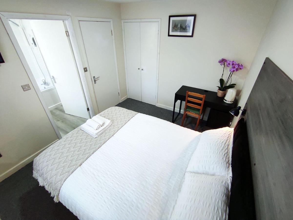 Osney Willow Studio Flat - Self Contained Studio Flat 옥스퍼드 외부 사진