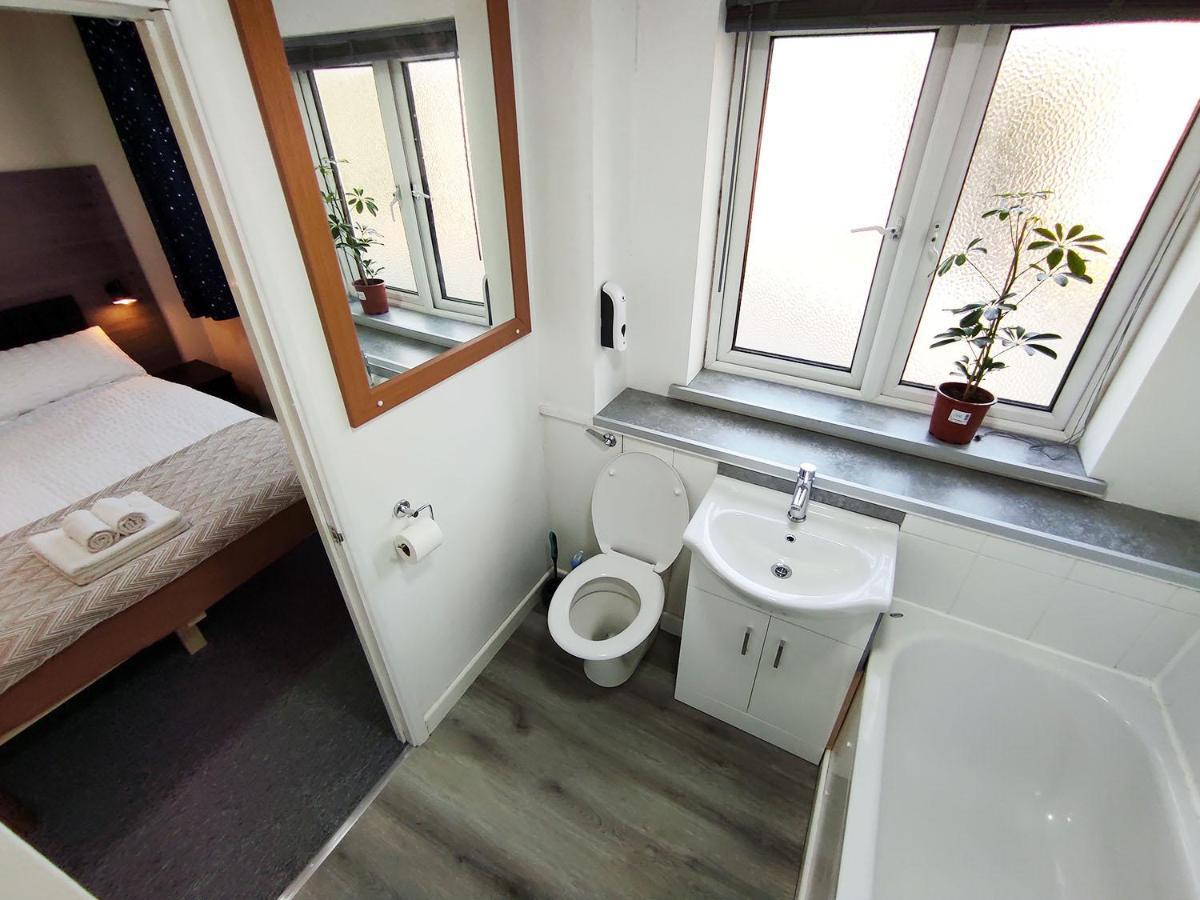 Osney Willow Studio Flat - Self Contained Studio Flat 옥스퍼드 외부 사진